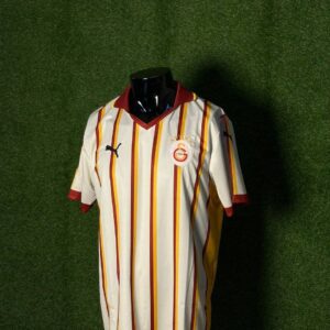 GS Beyaz Şeritli Forma