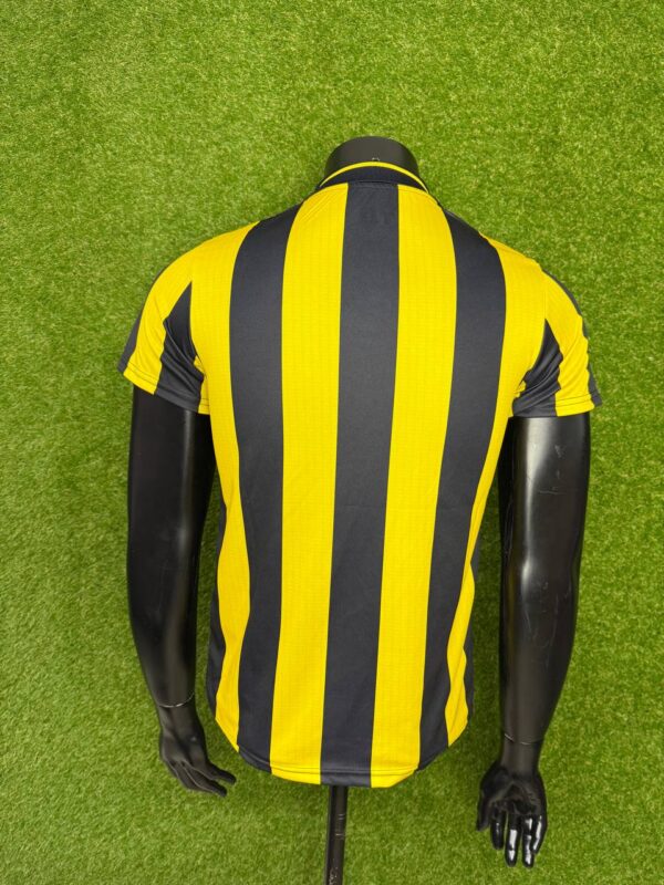 FB Palamut Model Siyah yaka