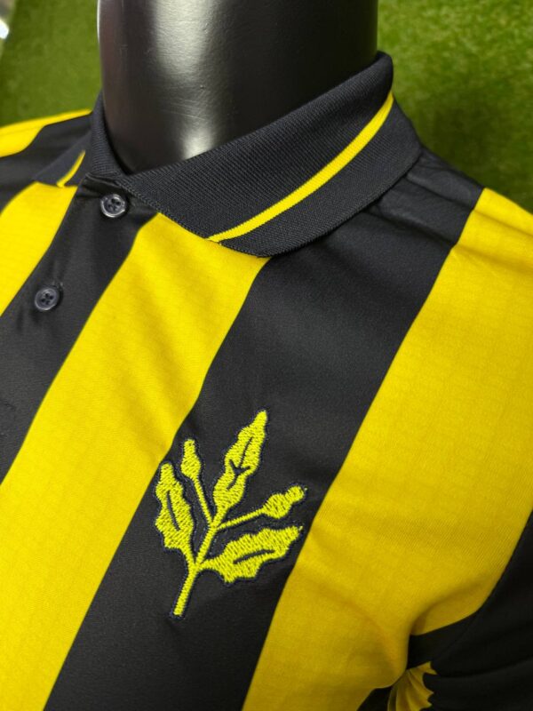 FB Palamut Model Siyah yaka