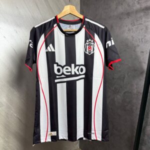 BJK Siyah Beyaz İç Saha